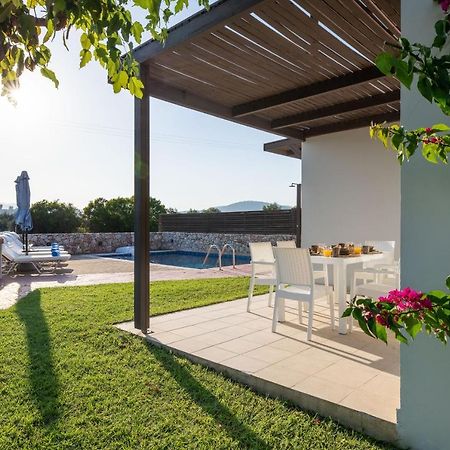 Οssiano Pool Villas Χαράκι Εξωτερικό φωτογραφία