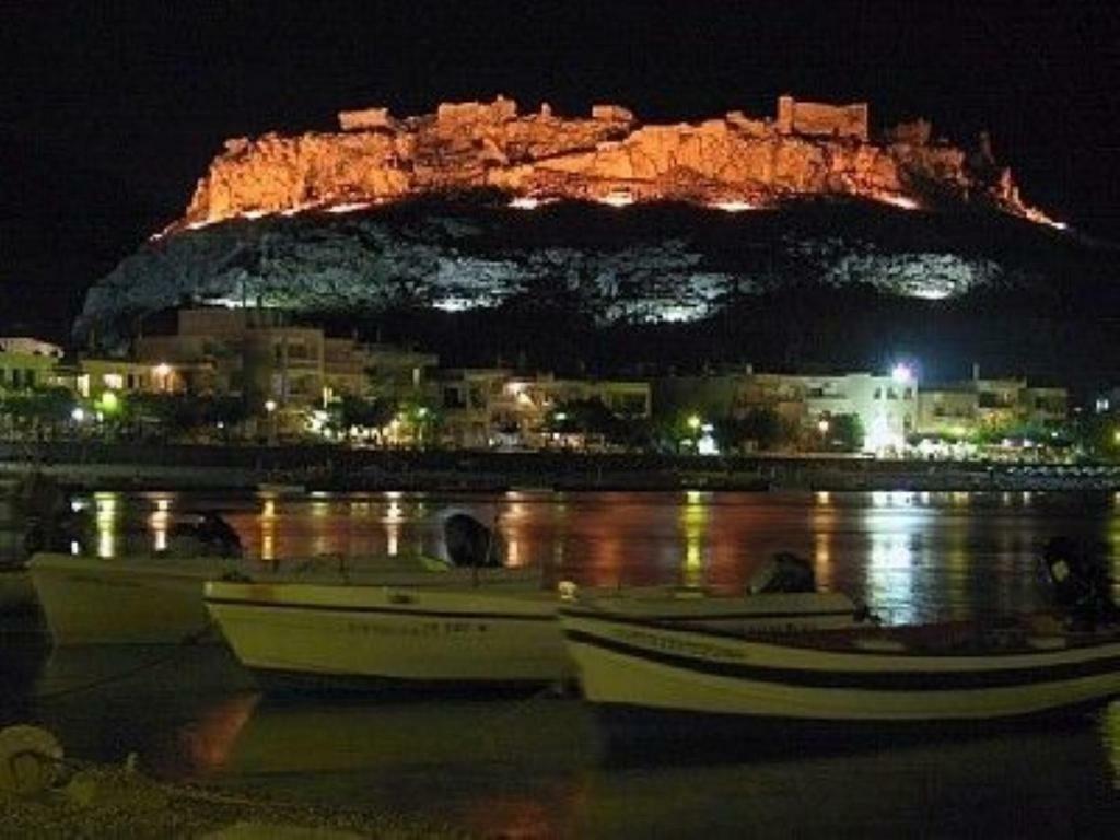 Οssiano Pool Villas Χαράκι Εξωτερικό φωτογραφία